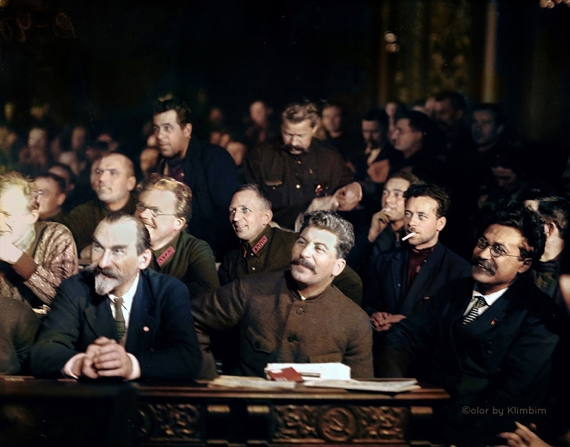Колоризированная фотография И.В. Сталина на XV съезде ВКП(б), 1927 год