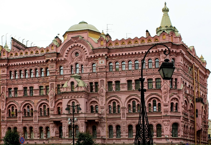 Доходный дом Н.П. Басина в Санкт-Петербурге, яркий пример неорусской архитектуры