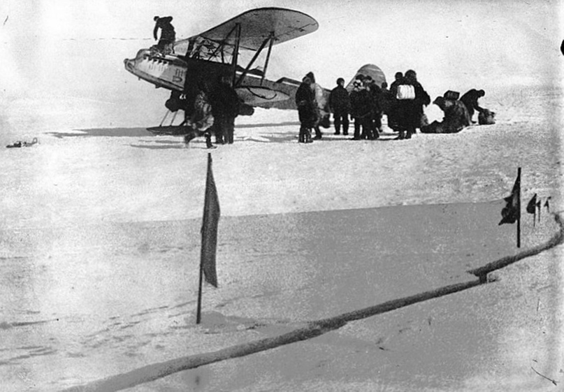 Кадры из хроники спасения челюскинцев, 1934 год